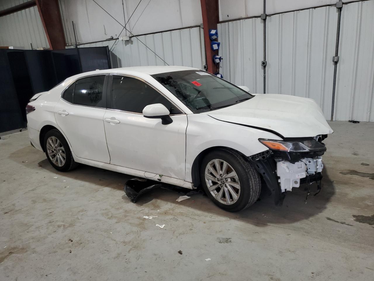 2022 TOYOTA CAMRY LE VIN:4T1C11AK1NU628256