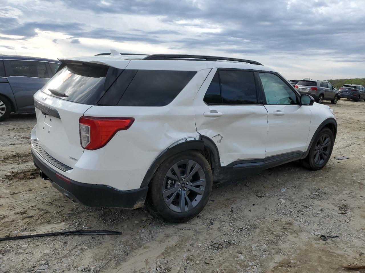 2023 FORD EXPLORER XLT VIN:1FMSK8DH9PGA72071