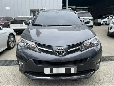 2014 Toyota RAV4 VIN: