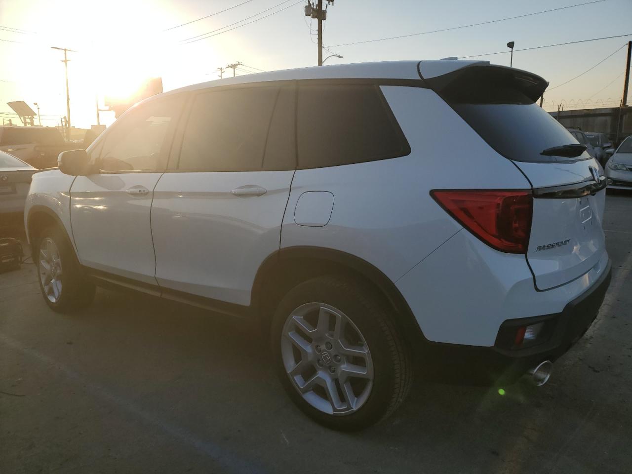 2024 HONDA PASSPORT EXL VIN:5FNYF8H50RB003754