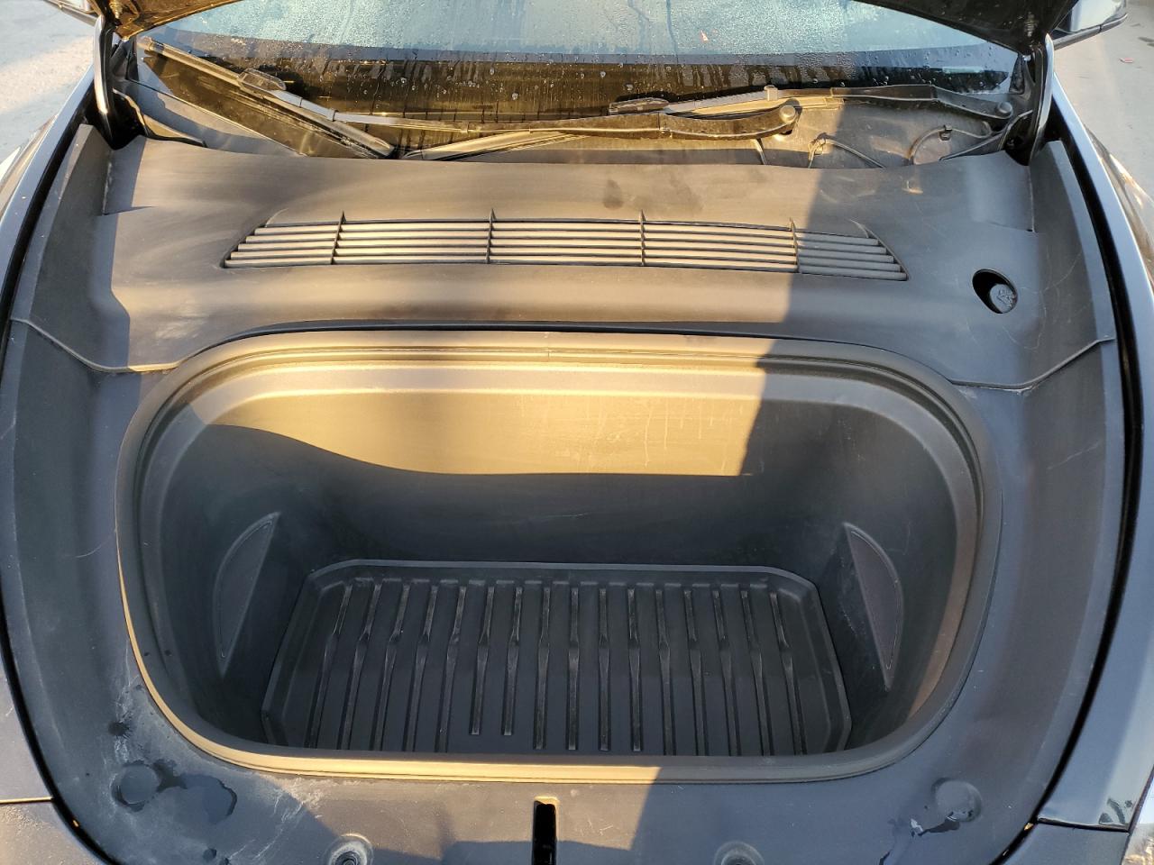 2024 TESLA MODEL Y  VIN:7SAYGDED5RF034308