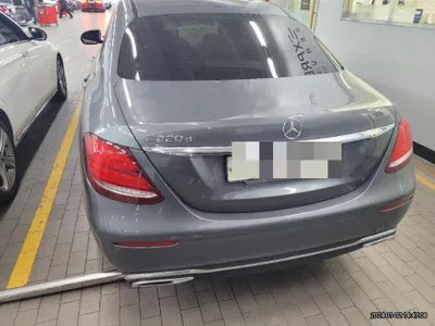 2016 Mercedes-Benz E 220 VIN: