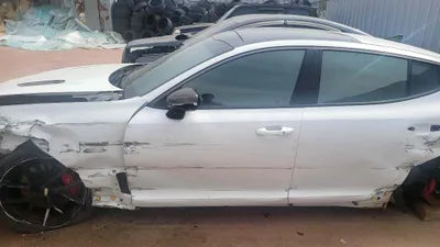 2020 Kia Stinger KNAE351ABLS085915 VIN:KNAE351ABLS085915