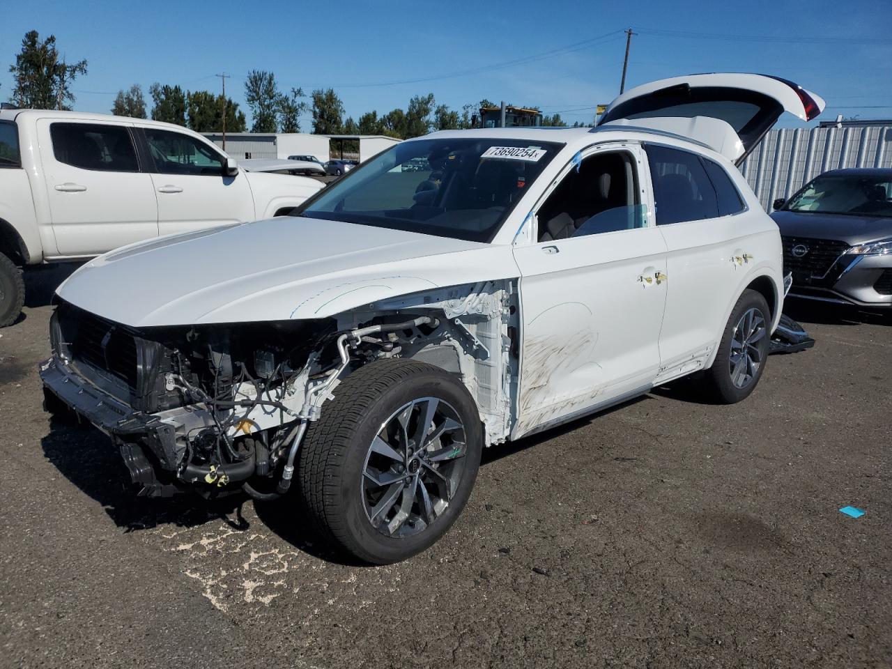 2024 AUDI Q5 PREMIUM PLUS 45 VIN:WA1EAAFY3R2072117