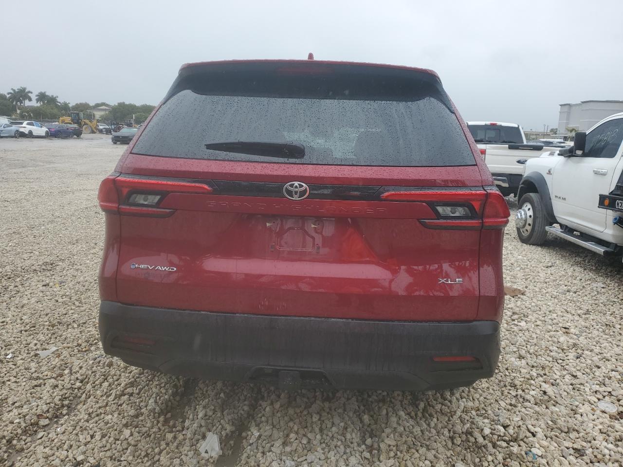 2024 TOYOTA GRAND HIGHLANDER XLE VIN:5TDACAB53RS000725