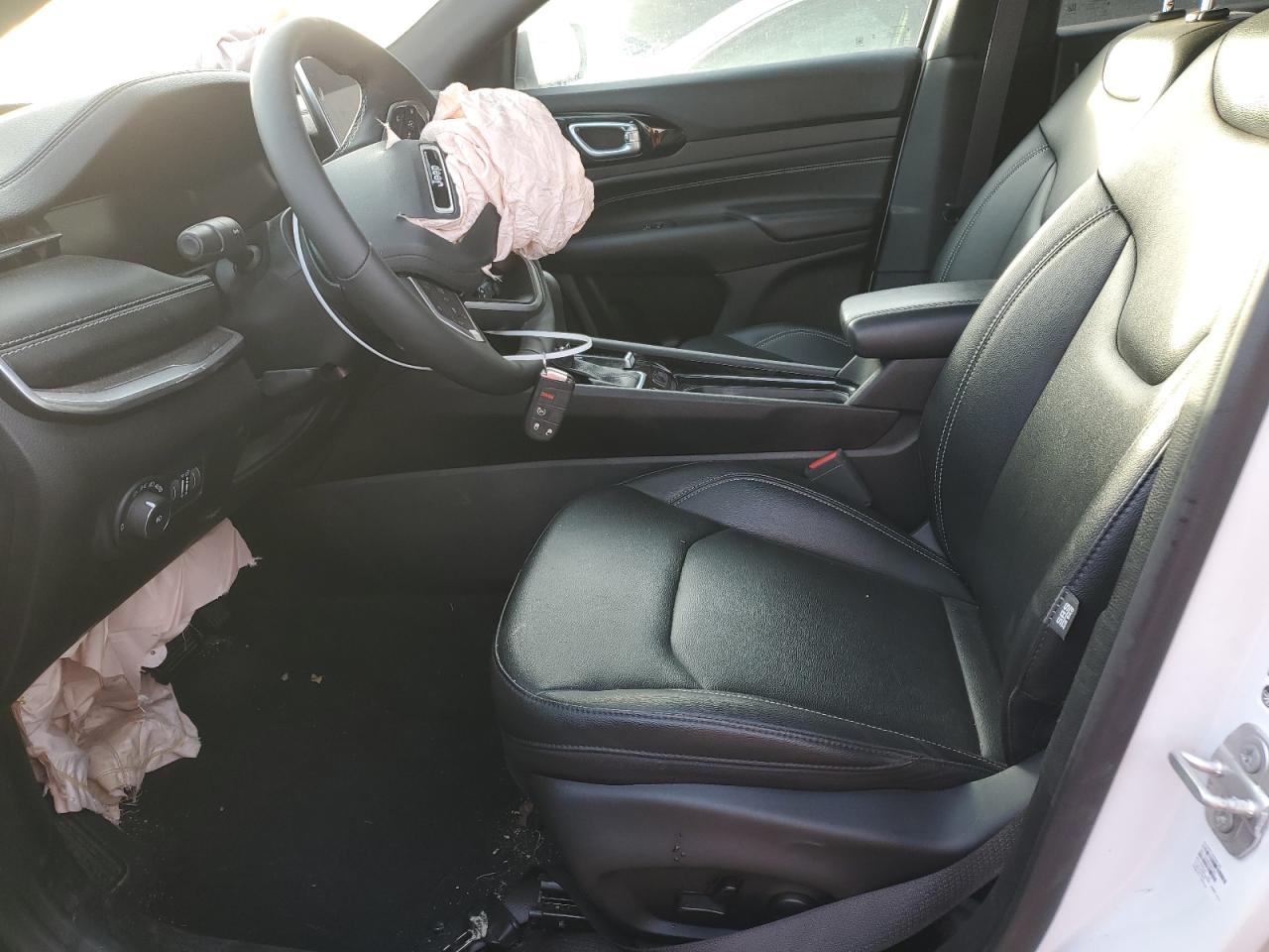 2024 JEEP COMPASS LIMITED VIN:3C4NJDCN7RT106057