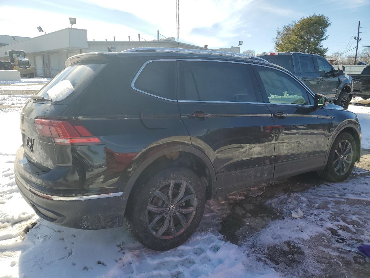 2023 VOLKSWAGEN TIGUAN SE VIN:3VVNB7AX1PM096122