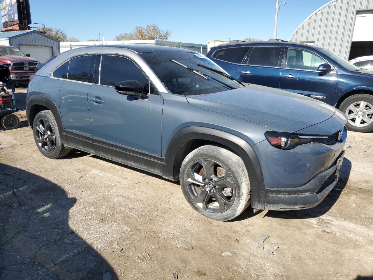 2022 MAZDA MX-30 PREMIUM PLUS VIN:JM1DRADB9N0100579