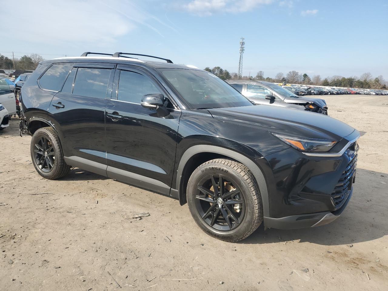 2024 TOYOTA GRAND HIGHLANDER XLE VIN:5TDACAB57RS006656