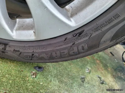 2016 Mercedes-Benz E 220 VIN: