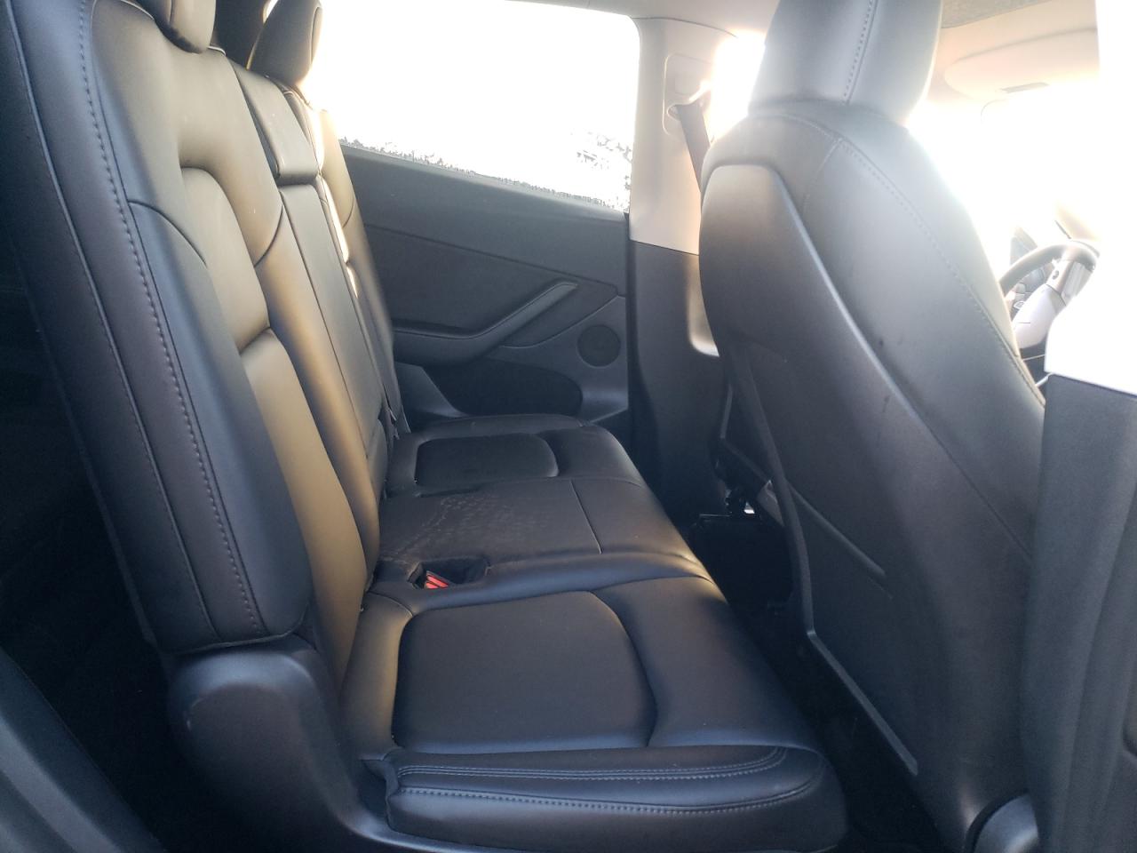 2023 TESLA MODEL Y  VIN:7SAYGAEE8PF942790