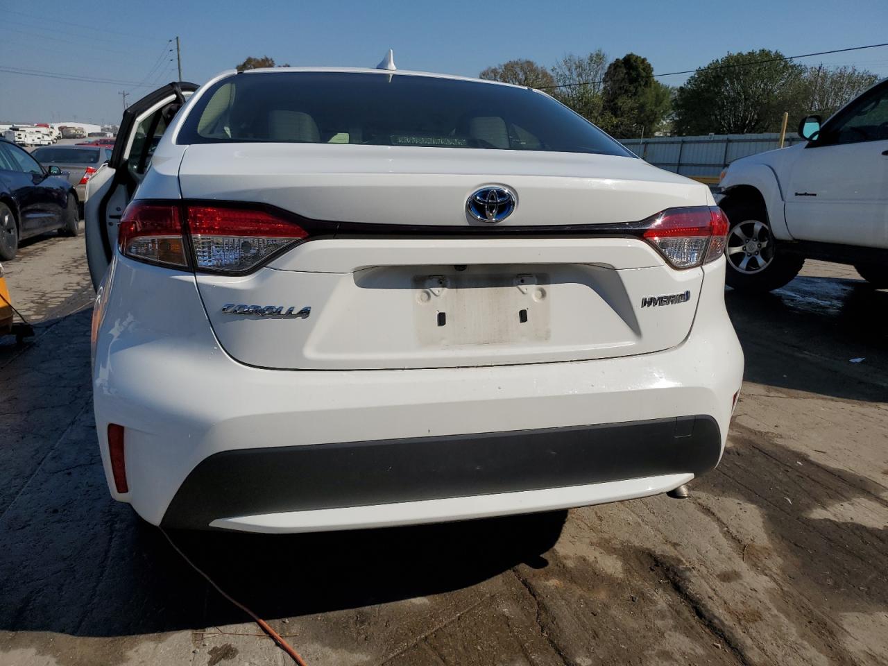 2022 TOYOTA COROLLA LE VIN:JTDEAMDE4NJ039403