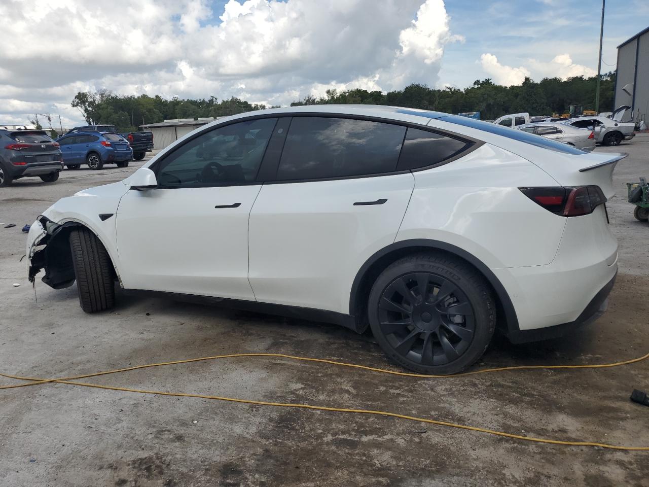 2022 TESLA MODEL Y  VIN:7SAYGAEE8NF363697