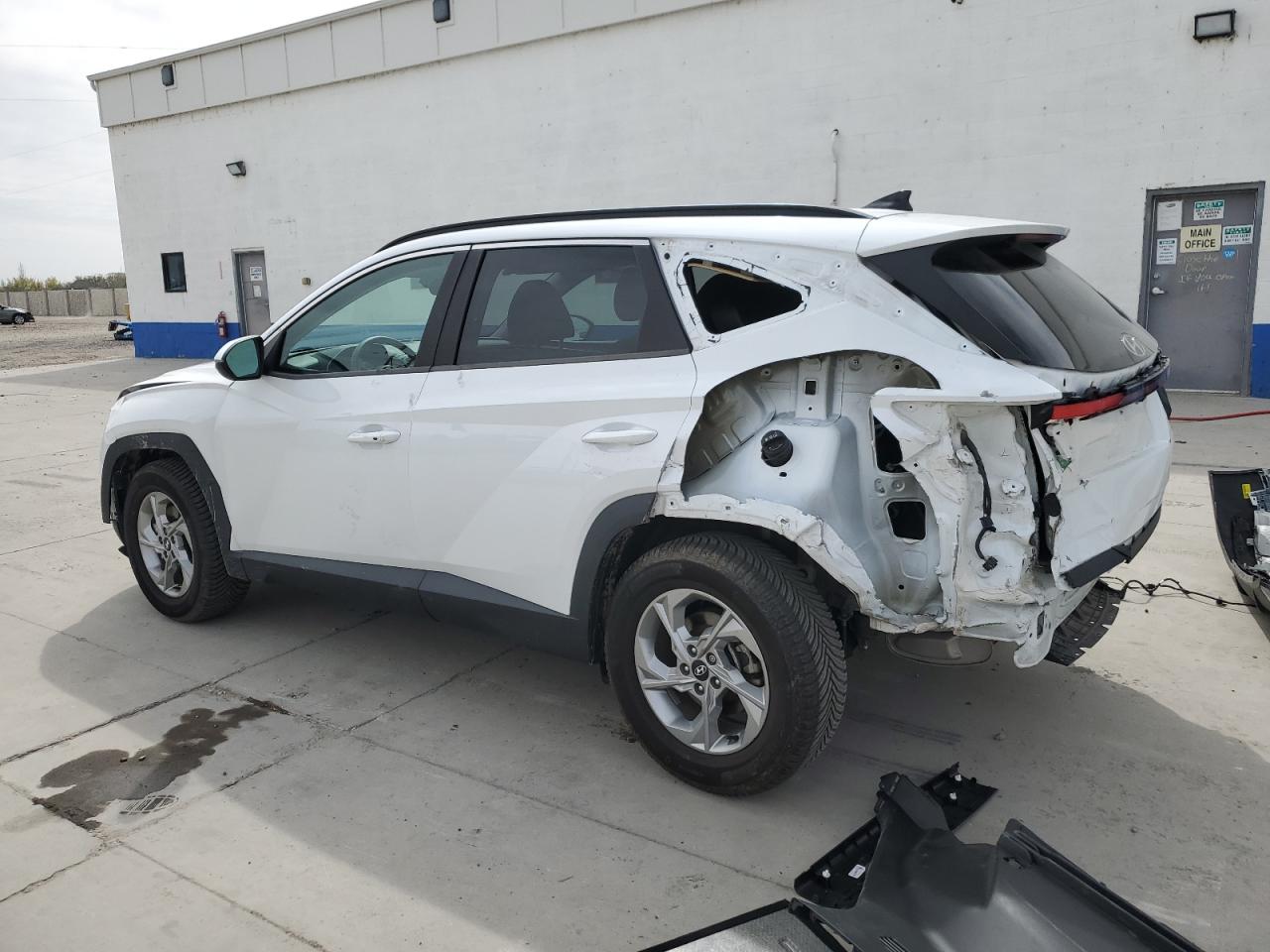 2022 HYUNDAI TUCSON SEL VIN:5NMJB3AE6NH005656