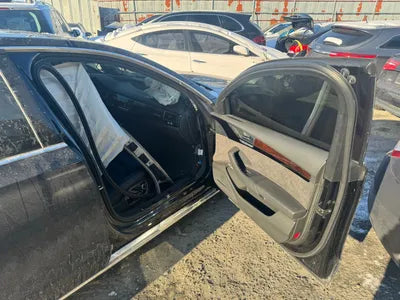 2015 Audi A8 WAUZZZ4H4FN008676 VIN:WAUZZZ4H4FN008676