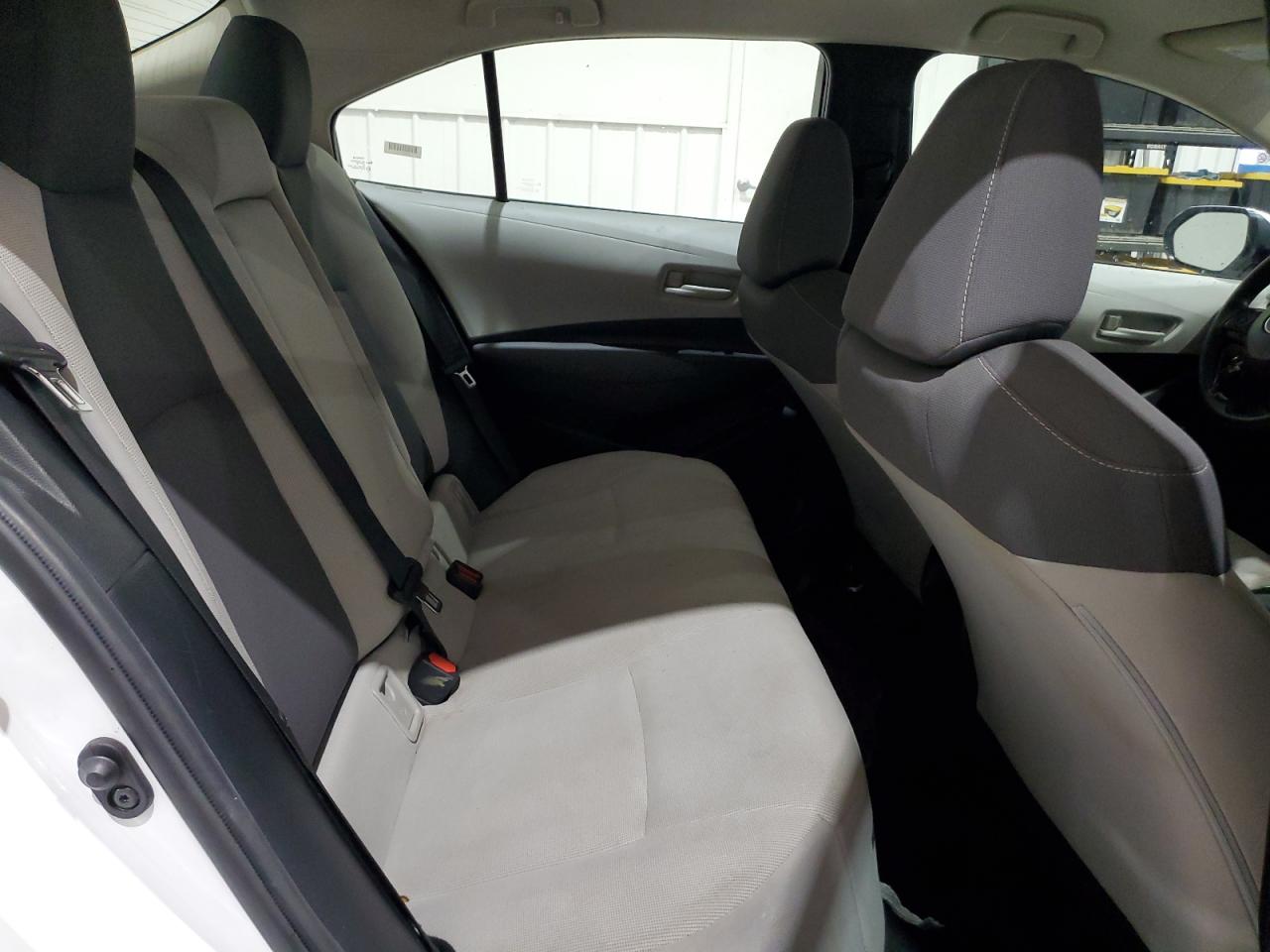 2022 TOYOTA COROLLA LE VIN:5YFEPMAE2NP328570