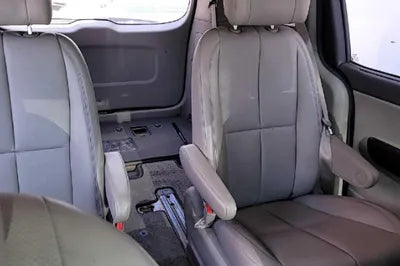 2017 Kia Carnival 379KMKNAMB81ABHS2 VIN:379KMKNAMB81ABHS2