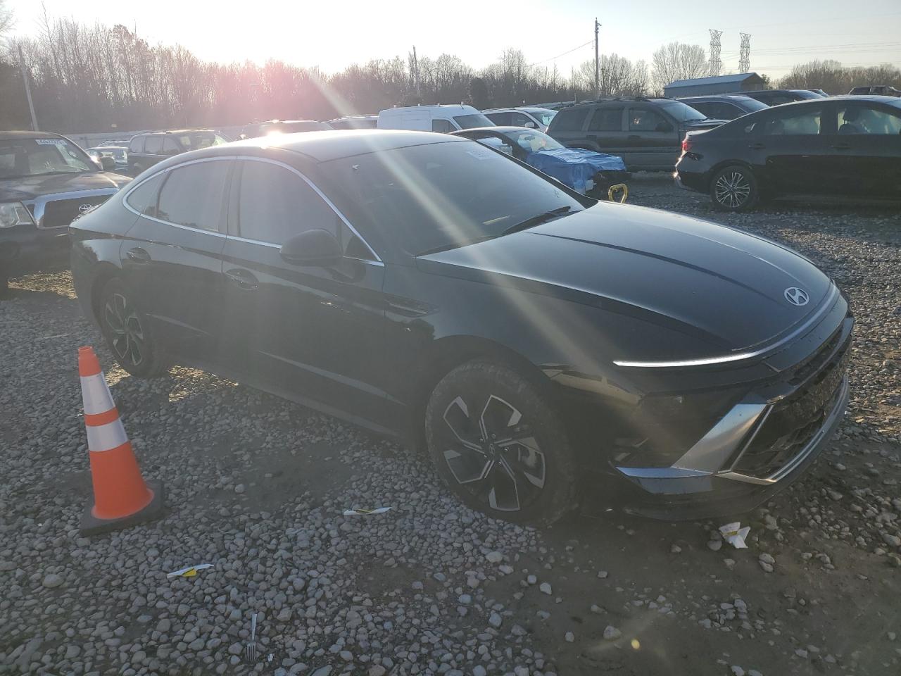 2024 HYUNDAI SONATA SEL VIN:KMHL64JAXRA368571