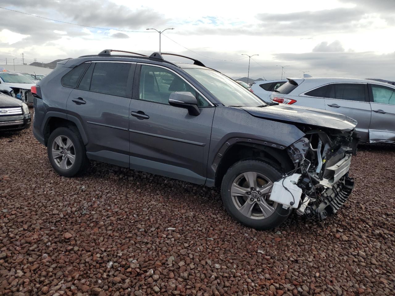 2022 TOYOTA RAV4 XLE VIN:2T3W1RFV1NC194430