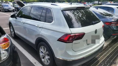 2018 Volkswagen Tiguan VIN: