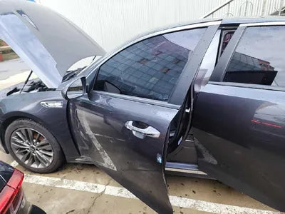 2016 Kia K5 KNAGS416BGA082404 VIN:KNAGS416BGA082404