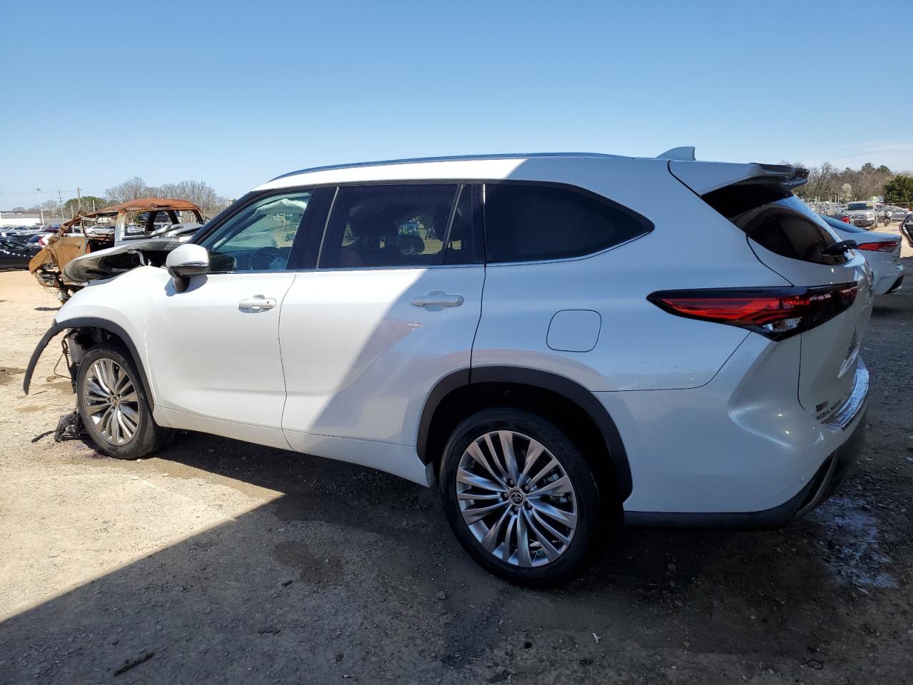 2022 TOYOTA HIGHLANDER PLATINUM VIN:5TDFZRAH4NS122700