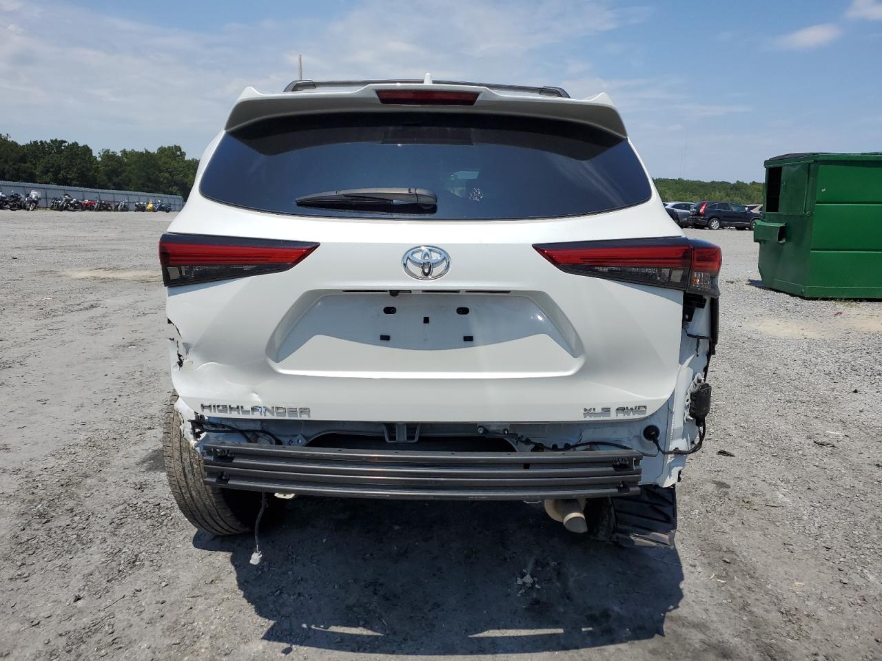 2022 TOYOTA HIGHLANDER XLE VIN:5TDGZRBH0NS589437