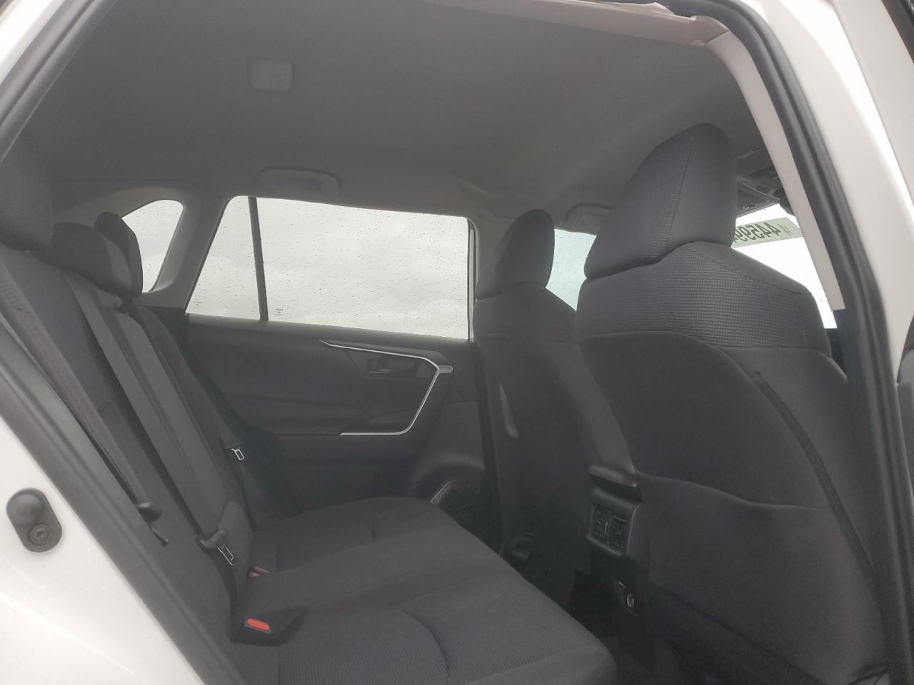 2024 TOYOTA RAV4 LE VIN:2T3H1RFV9RC253674