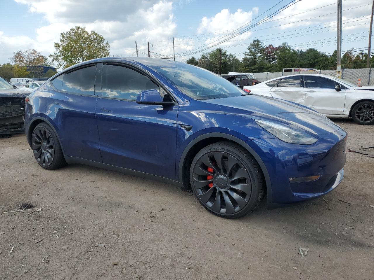 2023 TESLA MODEL Y  VIN:7SAYGDEF8PF870211