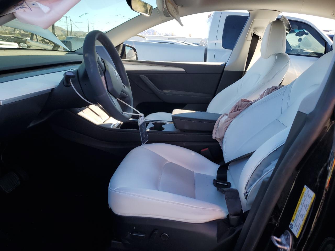2023 TESLA MODEL Y  VIN:7SAYGDEE7PF947853