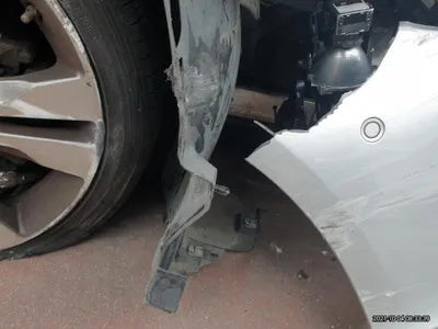 2015 Mercedes-Benz CLA 200 WDDSJ0JB9FN199914 VIN:WDDSJ0JB9FN199914