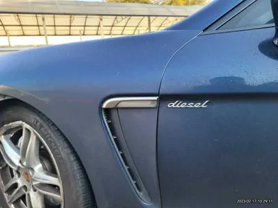 2015 Porsche Panamera VIN: