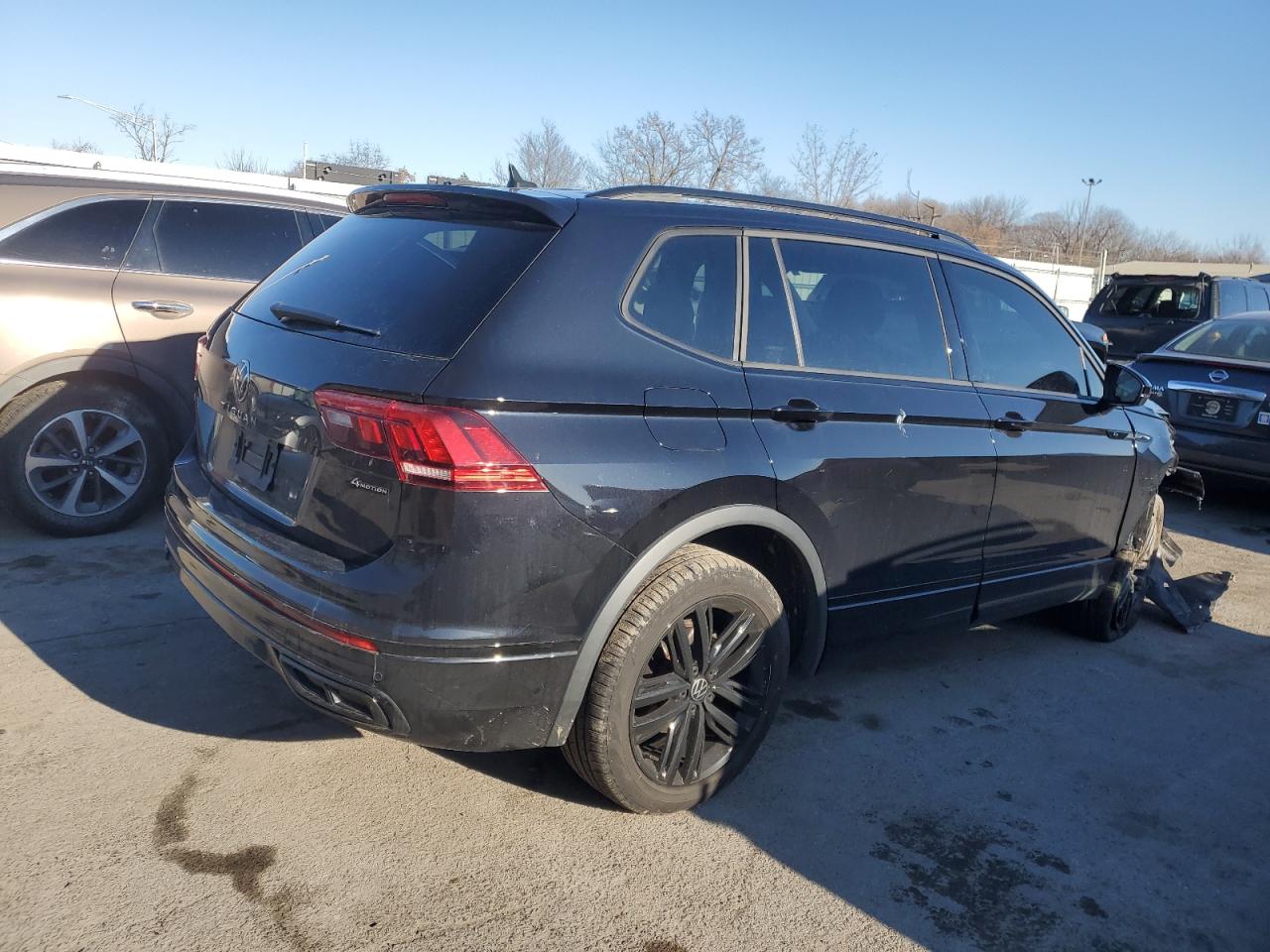 2022 VOLKSWAGEN TIGUAN SE R-LINE BLACK VIN:3VV8B7AX3NM004731