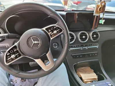 2020 Mercedes-Benz GLC 300 VIN: