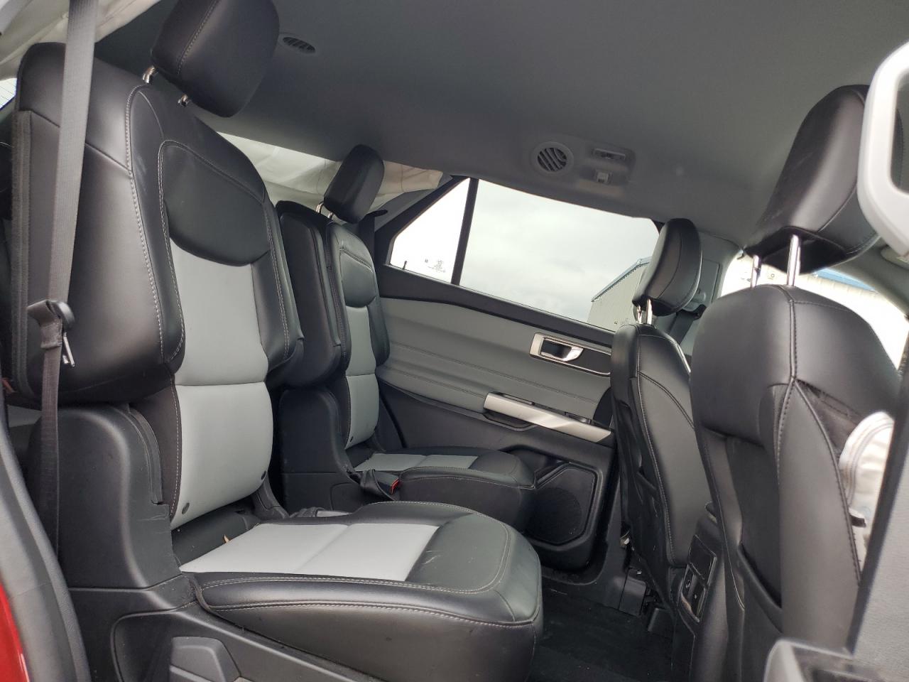 2022 FORD EXPLORER XLT VIN:1FMSK8DH2NGA71115