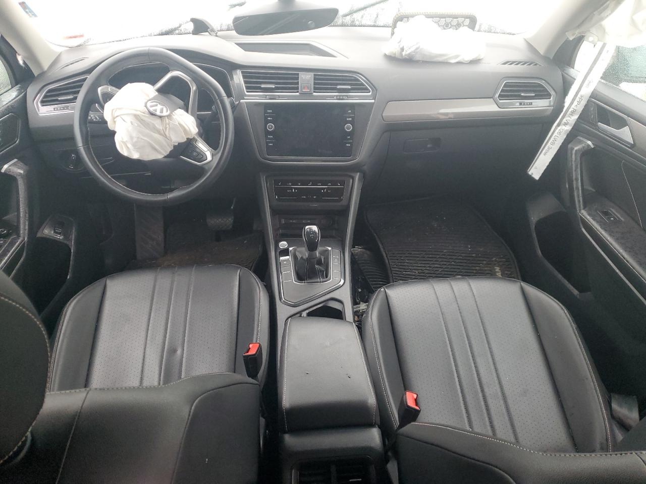 2022 VOLKSWAGEN TIGUAN SE VIN:3VV3B7AX1NM025538
