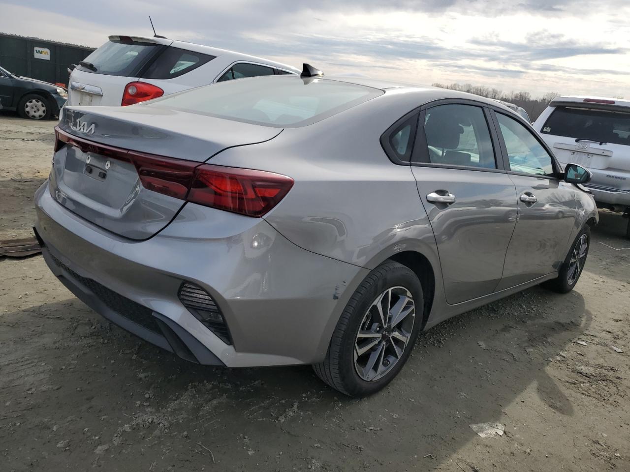 2023 KIA FORTE LX VIN:3KPF24AD9PE614138