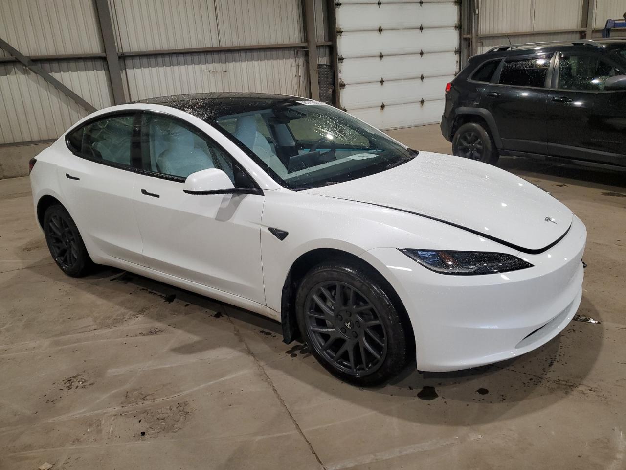 2024 TESLA MODEL 3  VIN:LRW3E7FA7RC102508