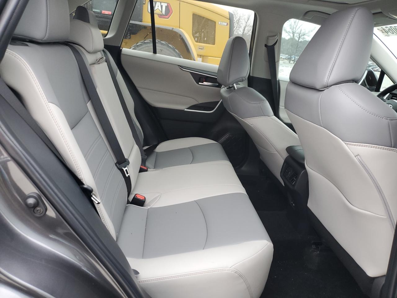 2024 TOYOTA RAV4 XLE PREMIUM VIN:2T3C1RFV2RC286218