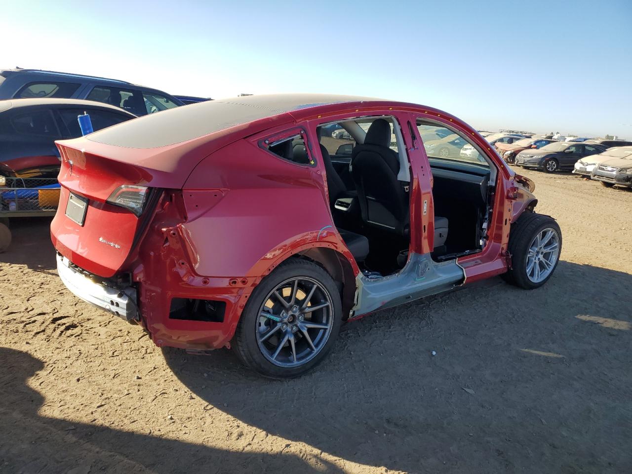 2023 TESLA MODEL Y  VIN:7SAYGDEE5PF779324