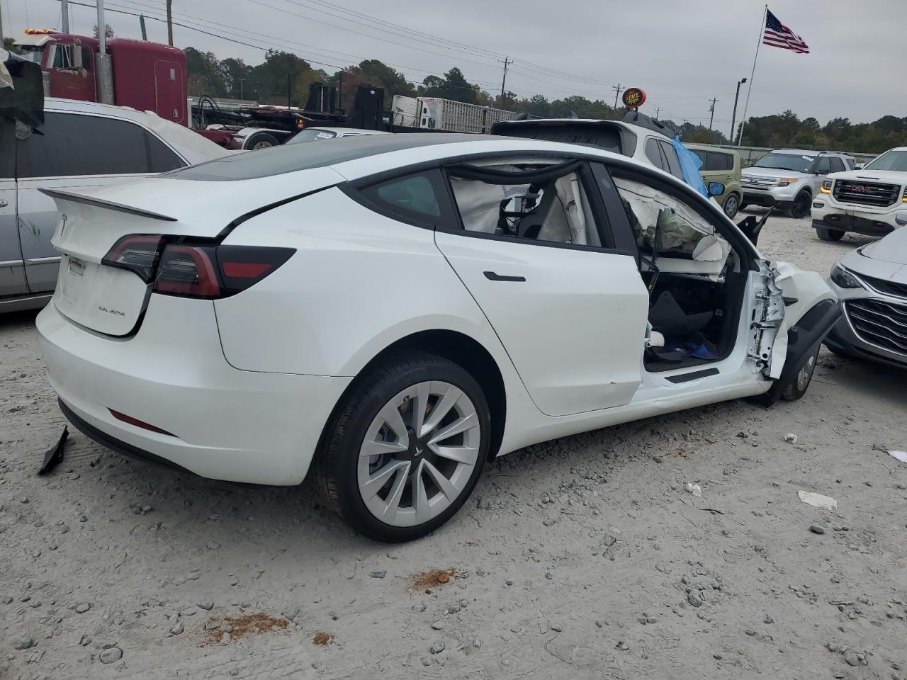 2023 TESLA MODEL 3  VIN:5YJ3E1EB8PF665836