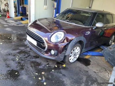 2016 MINI Clubman WMWLR9101G2E20810 VIN:WMWLR9101G2E20810