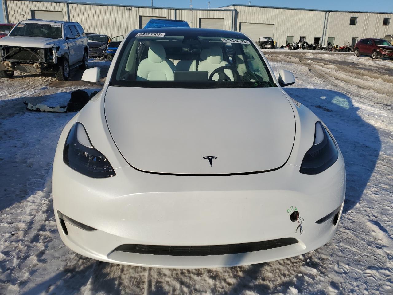 2023 TESLA MODEL Y  VIN:7SAYGDEE9PF755544