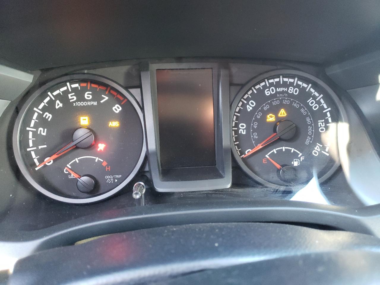 2022 TOYOTA TACOMA ACCESS CAB VIN:3TYRX5GN2NT063580