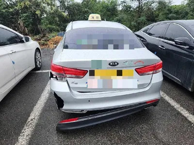 2016 Kia K5 KNAGU416BGA081789 VIN:KNAGU416BGA081789