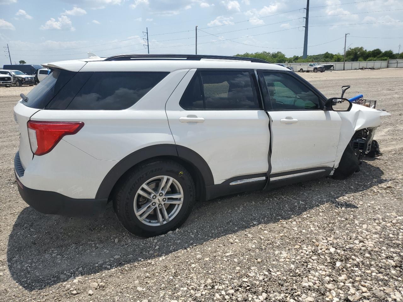 2022 FORD EXPLORER XLT VIN:1FMSK7DH8NGA00575