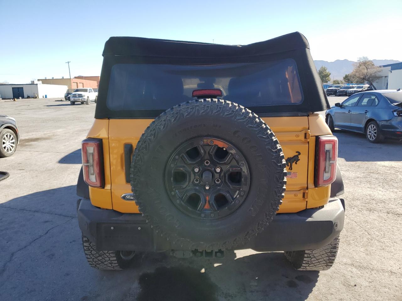 2022 FORD BRONCO BASE VIN:1FMEE5DPXNLA93302