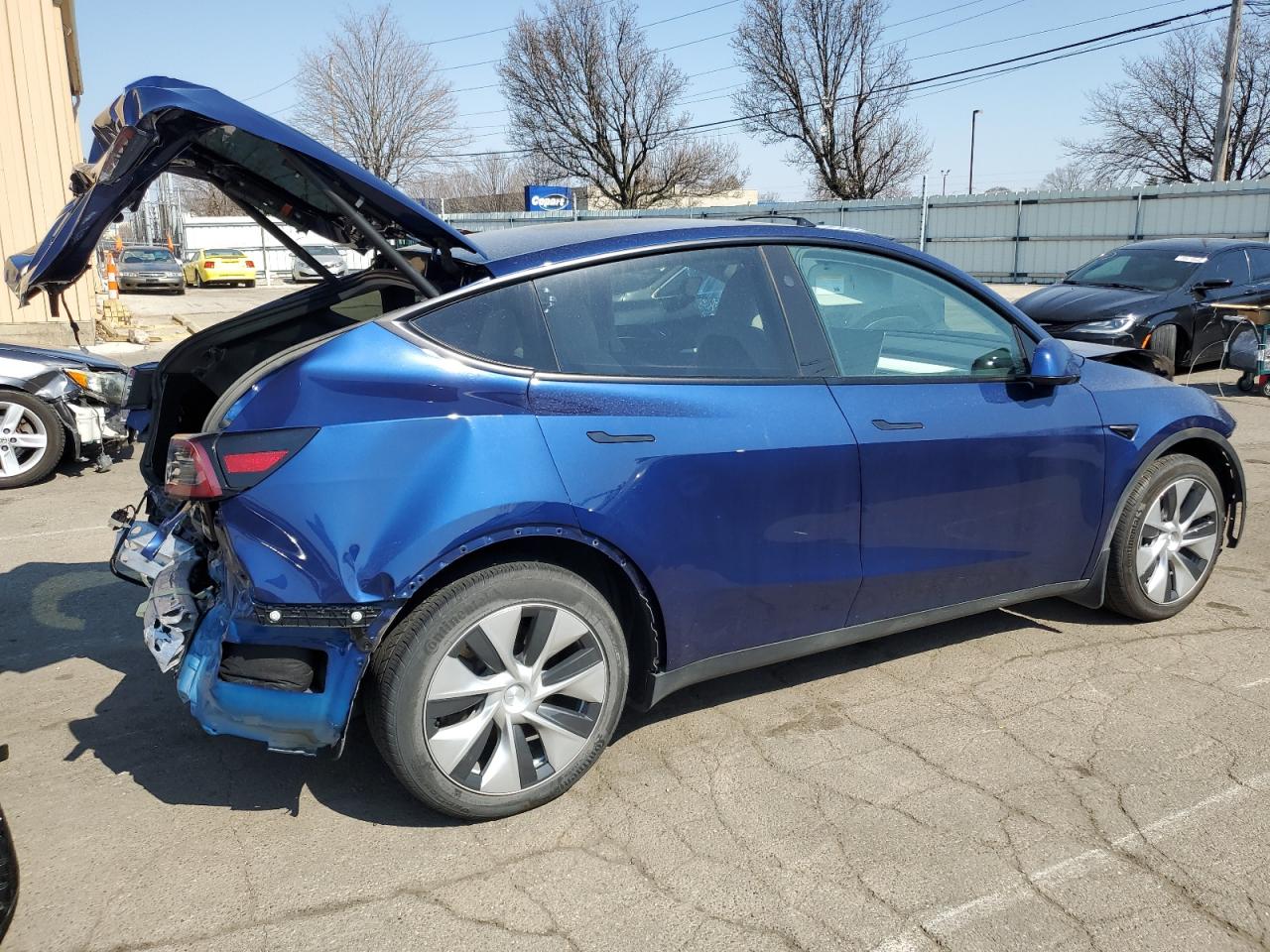 2023 TESLA MODEL Y  VIN:7SAYGDEE6PF809768