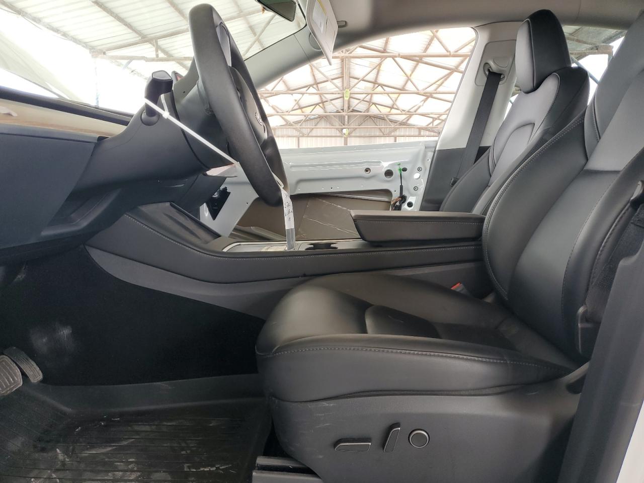 2023 TESLA MODEL Y  VIN:7SAYGDEE8PF771184