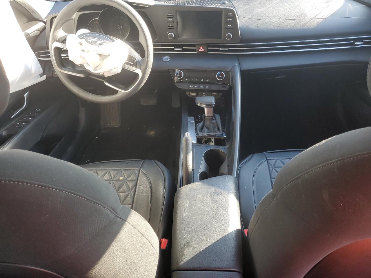 2022 HYUNDAI ELANTRA SEL VIN:5NPLM4AG6NH064560